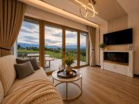 Golden Trio Villas - Ferienwohnung Ząb