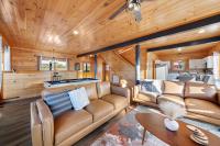 Indoor Pool Cabin, Theater, Near Douglas Lake - Chambres d'hôtes Sevierville