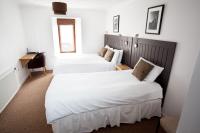 Doppel-/Zweibettzimmer mit Meerblick