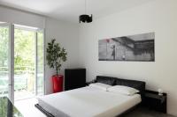 Premium 3 Rooms apartment in Navigli, Darsena - B&B Milan