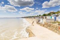 Beautiful 8 Berth Caravan With Decking At Naze Marine Holiday Park Ref 17344Br - Ferienwohnung Walton-on-the-Naze