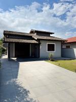 Mar Doce Lar - Casa de Praia Completa com Piscina - B&B Bertioga