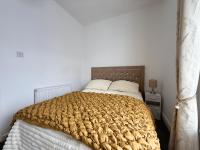 Modern 3-Bed Home, Sleeps 5, Near City Centre - B&B Sheffield