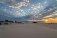 Swim, Hike & Unwind: Frankfort Cottage w/ Fire Pit - Chambres d'hôtes Frankfort