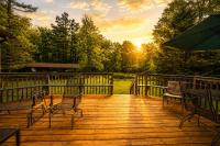 Cozy Cabin w Pavilion Deck Fireplace & FirePit - B&B Terra Alta