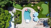 Putt Putt Huge Pool Fire Pit BBQ - B&B Bradenton