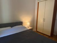 Bright En-Suite Room with Free Parking and bus links - B&B Dublin