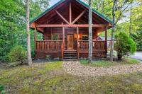 Cute Couples Cabin with Hot Tub Theater Fire Pit - Chambres d'hôtes Sevierville
