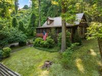 The Mountain Forager Cabin, Bryson City NC - Bed and Breakfast Bryson City