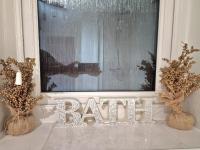 Luxury Modern 5 Bedroom House - Chambres d'hôtes Peterston-super-Ely