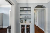 Port Side at M Historic Lost Bayou Retreat Walk to Beach Sleeps 6 - Bed and Breakfast Galveston
