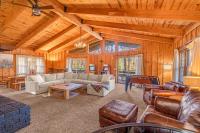 Modern Cabin Slps 7 with Games and on the resort! - B&B McGaheysville