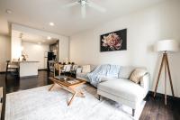 Charming Luxury Apartment with Pool view, Gym and parking - B&B Los Angeles