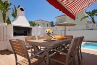 Villa Amarilia - 100m from Pernera Beach - B&B Protaras