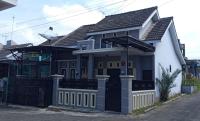 Megantara Permata Jingga Homestay - Chambres d'hôtes Giri