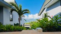 Red Palm Luxury Villas with Private Pools - Bed and Breakfast Victoria
