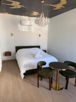 Suite mit Kochnische, 15 Min Frankfurt Flughafen, Parkplatz - B&B Flörsheim