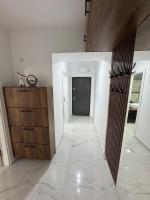 Stylish Ohrid Apartment, Hot Tub, Steps to Lake - B&B Ocrida