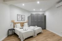 Madrid Urgel - Apartamento de 2 dormitorios y 2 baños - Bed and Breakfast Madrid