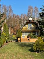 Dom nad jeziorem Szteklin - B&B Szteklin