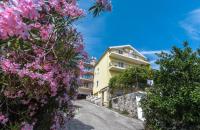 Garden Terrace Apartment - B&B Igalo