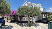 Holiday House Harmony - Ferienwohnung Brodarica
