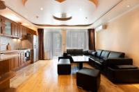 Yono Stay - Spacious 2-Bedroom Near Center & Stadium - Chambres d'hôtes Veliko Tarnovo