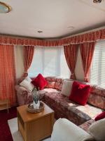 Swans Rest - Lakeside Caravan Park - B&B Denver