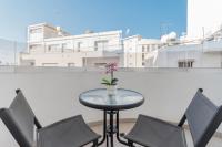 Finikoudes Beachside Retreat - B&B Lárnaca