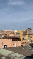 Colosseum Boutique Home - Elegant Design Apartment 300mt from the Colosseum - Chambres d'hôtes Rome
