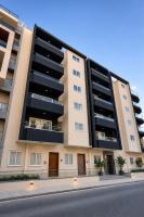The Black Falcon – Vacation Rental - Bed and Breakfast Marsaskala