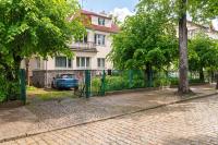 Przestronny Apartament dla 8 osób w Spokojnej Okolicy by Noclegi Renters - B&B Sopot