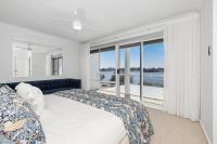 Absolute Riverfront Retreat Swan River Views - Chambres d'hôtes Perth