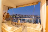 Salty Memories Marina Zeas, Piraeus Panoramic View Balcony - Bed and Breakfast Piraeus