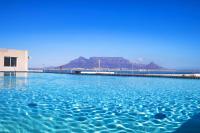 Stunning 10th floor 2-bedroom w Ocean Views- Blouberg - B&B Bloubergstrand
