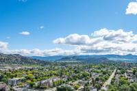 Spectacular View, Downtown 1 Bd at Brooklyn 2111 - B&B Kelowna
