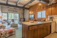 Pet Friendly 2B2B on Lake Basins Bike Path! - B&B Mammoth Lakes