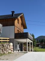 Hideaway Chalets Loser - 1 by AA Holiday Homes - Ferienwohnung Altaussee
