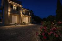 La Perla Apartments - Chambres d'hôtes Kompítsion