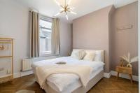 Liverpool Home Fast Wi-Fi, Parking & Long Stays - Chambres d'hôtes Liverpool