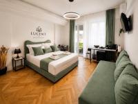 Lucent - Elyseon Suites Ermou - Bed and Breakfast Athene