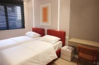 Stayvibe Tirana Ap 2 - B&B Tirana