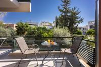 Chic Coastal Stay in the Heart of Voula - Chambres d'hôtes Athènes