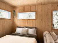 KØZY mini-chalets - Léonides - B&B Woburn