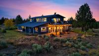 Cascade Crest by AvantStay - B&B Bend