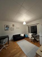 Helsinki budget sleep male only - B&B Espoo