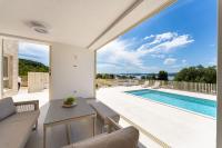 My Dalmatia - Sea view Villa RoNoDa with private pool & sauna - B&B Sveti Petar