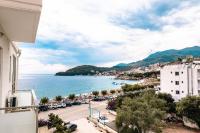 Himara seaside apartment - B&B Himarë