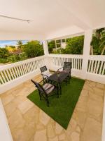 Cozy stays by jullie- Diani studio - B&B Diani Beach