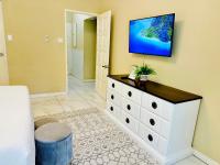 Falcon Sunset 2br- Airport Transport Available -Security-Gated - B&B Montego Bay
